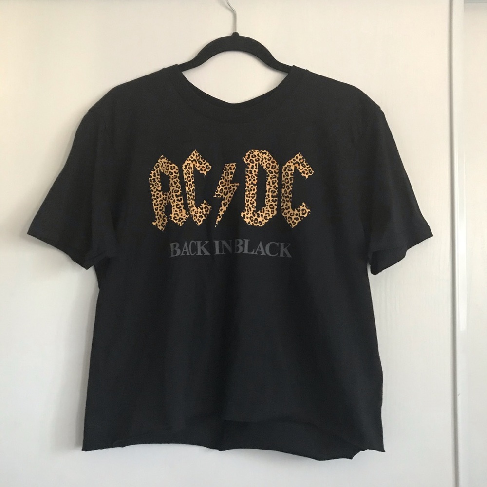 ❌SOLD❌ NWOT AC/DC Cheetah Print Graphic Tee